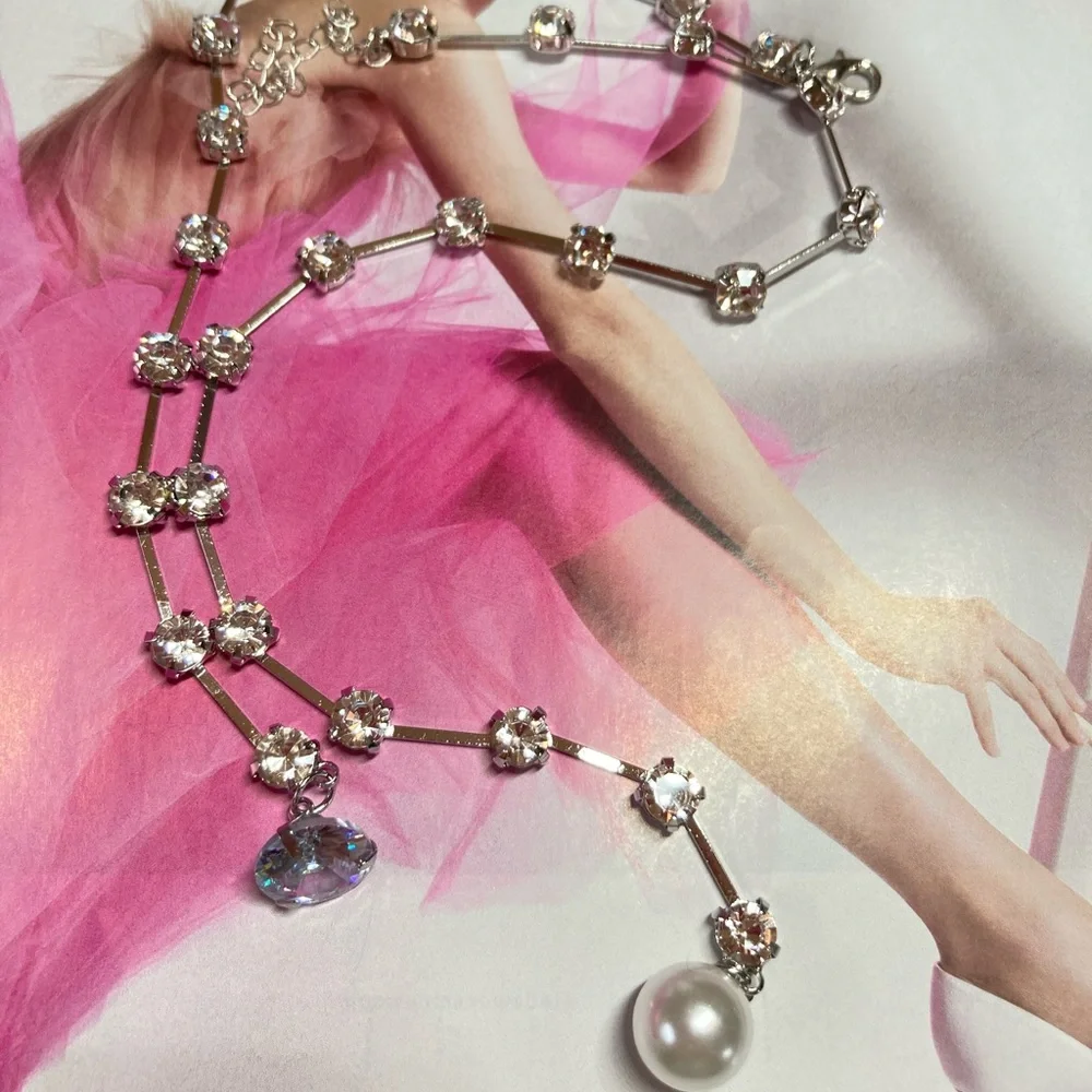 🌟 Silver Tone Long Crystals Rhinestone Two Tone Chain Necklace